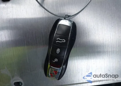 2016 Porsche Cayenne z USA, uszkodzony, nr VIN WP1AA2A22GLA10078